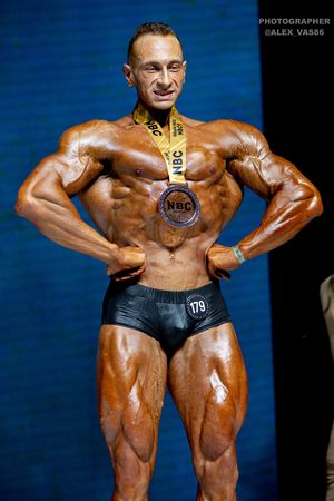 CLASSIC PHYSIQUE +178